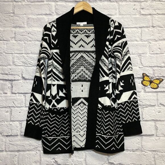 WAREHOUSE One Geometric Long Sleeve Cardigan Size Extra Small - Picture 3 of 16